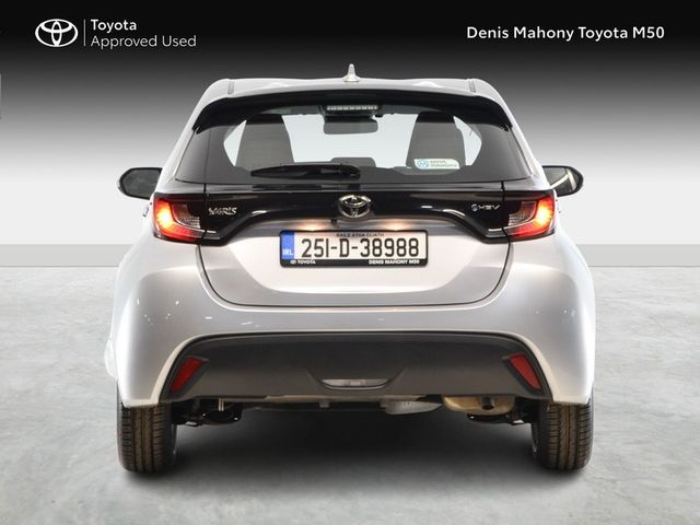 Image for 2025 Toyota Yaris Hybrid Luna Auto