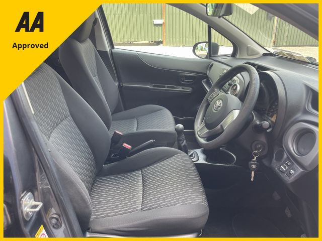 Image for 2012 Toyota Yaris 1.0 TERRA FREE DELIVERY 