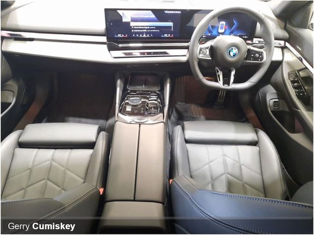 Image for 2025 BMW i5 M Sport | eDrive 40 | 83.9 kWh | Mineral White