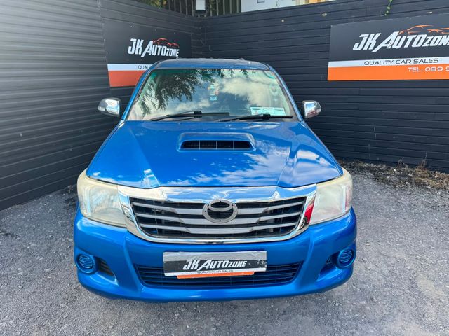 Image for 2013 Toyota Hilux INVINCIBLE D-4D 4X4 4DR 3.0 D/C 171BHP