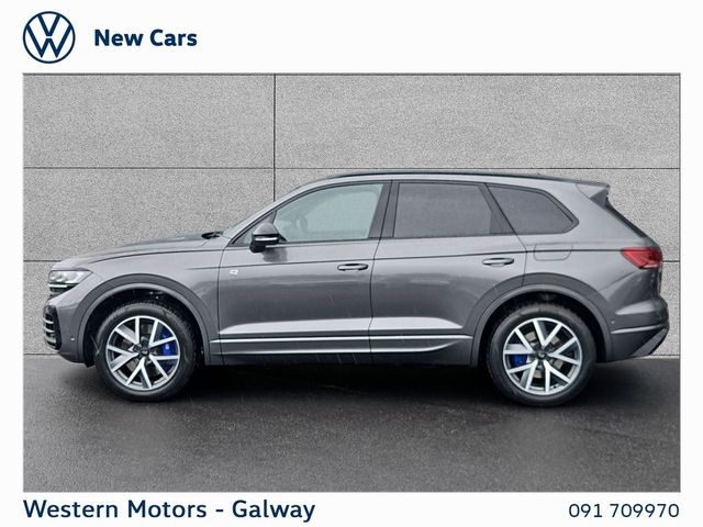 Image for 2026 Volkswagen Touareg R eHybrid, Fully loaded, factory fitted towbar, Panoramic roof, R styling and much more.