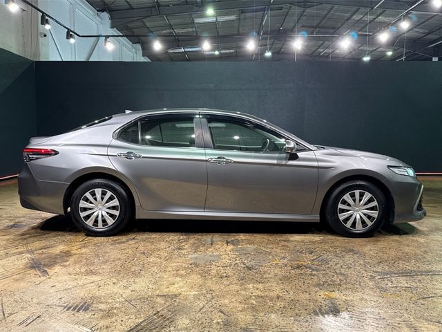 Image for 2022 Toyota Camry HYBRID - CRUISE CONTROL - REVERSE CAMERA