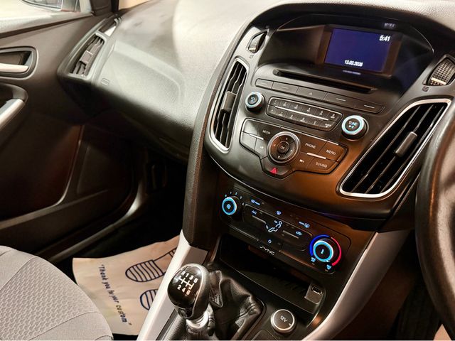 Image for 2016 Ford Focus ZETEC 5DR 1.5 TD 95PS 6SPEED 4DR