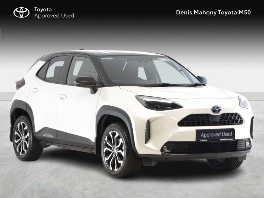 Image for 2023 Toyota Yaris Cross Hybrid Luna Sport Auto