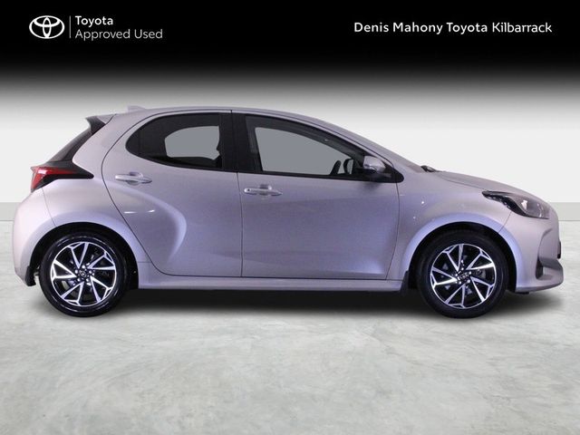 Image for 2024 Toyota Yaris HYBRID L/SPORT