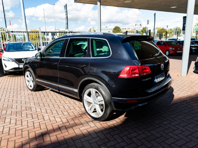 Image for 2016 Volkswagen Touareg 3.0 TDI V6 R-LINE 5 SEATER N1 333 ROAD TAX // MINT JEEP WITH SERVICE HISTORY // BUY WITH CONFIDENCE AA AND SIMI APPROVED DEALER 2025 // FINANCE ARRANGED // ALL TRADE INS WELCOME //