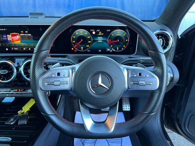 Image for 2020 Mercedes-Benz A Class A200d AMG-LINE PREMIUM PLUS // FULL SERVICE HISTORY // VIRTUAL COCKPIT // LEATHER/ALCANTARA AMG INTERIOR