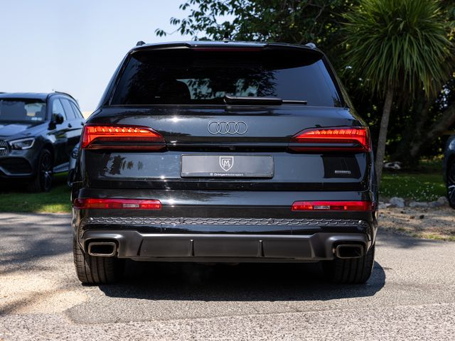 Image for 2026 Audi Q7 TFSIe S Line Black Edition