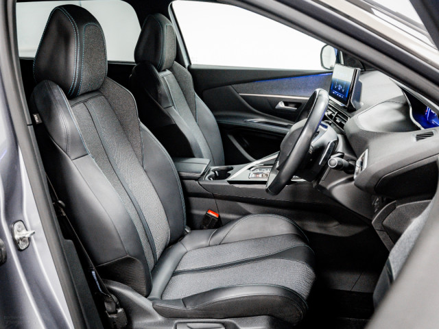 Image for 2023 Peugeot 5008 Allure 1.5 Diesel Auto 130HP - 7 Seater