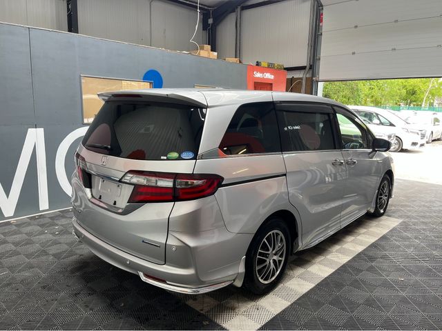 Image for 2018 Honda Odyssey €22950 2018 HONDA ODYSSEY HYBRID SENSING 2.0 AUTOMATIC / CRUISE CONTROL / REVERSE CAMERA / ELECTRIC HEATED SEATS / 7 SEATS OPTION AND MORE