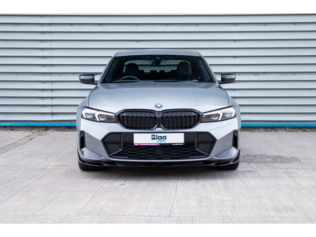 Image for 2023 BMW 3 Series 2023 330E M-SPORT PRO