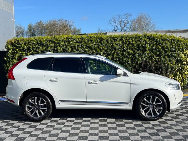 Image for 2017 Volvo XC60 D4 CLASSIC 2.0 D // TILT & SLIDE PAN ROOF // DIAMOND CUT ALLOYS // LEATHER POWERED & HEATED SEATS