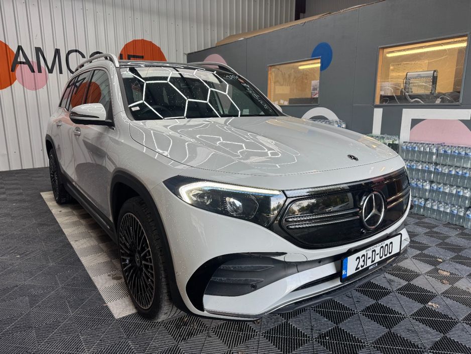 Image for 2023 Mercedes-Benz EQB 2023 MERCEDES-BENZ EQB 250 AMG LINE P AUTOMATIC / CRUISE CONTROL / PARKING CAMERA / ELECTRIC MEMORY & HEATED SEATS / PADDLE SHIFTERS / AMBIENT LIGHTS / APPLE CARPLAY AND MORE