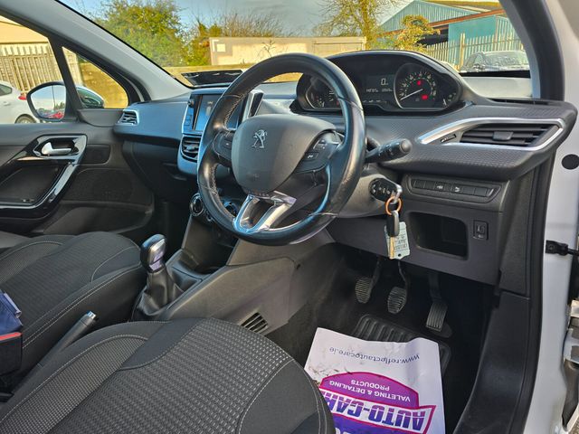 Image for 2018 Peugeot 208 1.2 PureTech 110bhp Automatic S&S Allure