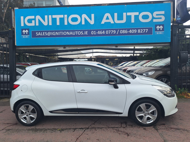 Image for 2016 Renault Clio 1.2 PETROL, DYNAMIQUE MODEL, LOW MILEAGE, FINANCE, WARRANTY, 5 STAR REVIEWS