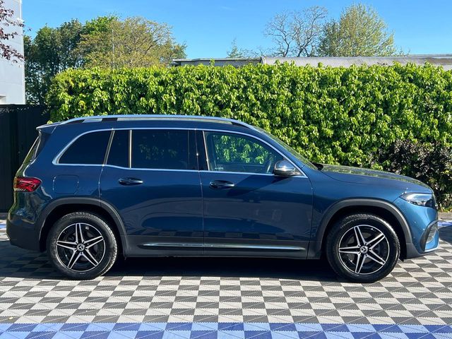 Image for 2024 Mercedes-Benz EQB EQB350 4MATIC AMG-LINE PREMIUM 7-SEATER // 360 PARKING SENSORS // APPLE CARPLAY/ANDROID AUTO // HEATED AMG-LINE SEATS