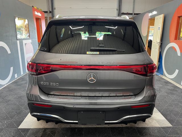 Image for 2023 Mercedes-Benz EQB 2023 MERCEDES-BENZ EQB AUTOMATIC / CRUISE CONTROL / 360 CAMERA / ELECTRIC MEMORY & HEATED SEATS / PADDLE SHIFTERS / AMBIENT LIGHTS / HEATED STEERING WHEEL / APPLE CARPLAY AND MORE