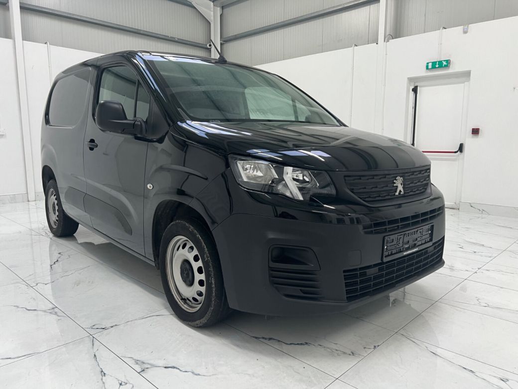 Image for 2023 Peugeot Partner 
