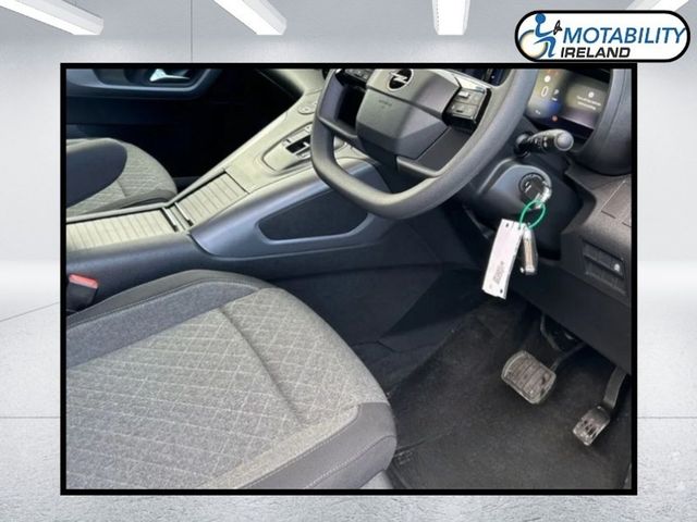 Image for 2026 Opel Combo Wheelchair Accessible