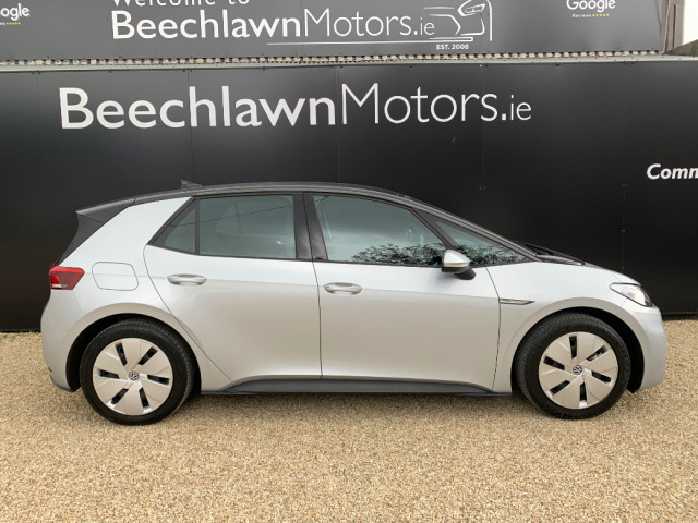 Image for 2021 Volkswagen ID.3 LIFE 58 KWH 204 BHP 5DR // ONE OWNER // GREAT CONDITION // HEATED SEATS, CRUISE AND PARKING SENSORS // 