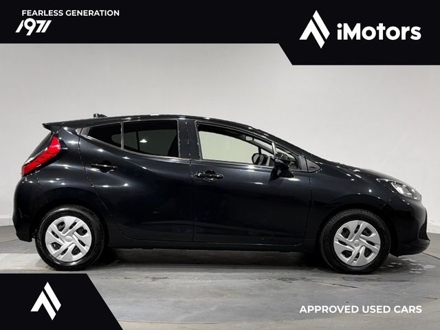 Image for 2022 Toyota Aqua AUTOMATIC HYBRID X