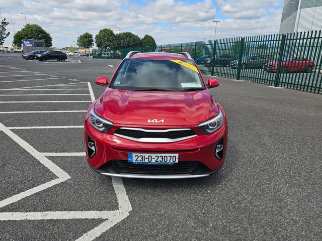 Image for 2023 Kia Stonic 1.0 PETROL K2, 1 OWNER, KIA HISTORY, 2 KEYS, SERVICE, WARRANTY, NATIONWIDE DELIVERY AND WARRANTY AVAILABLE. 