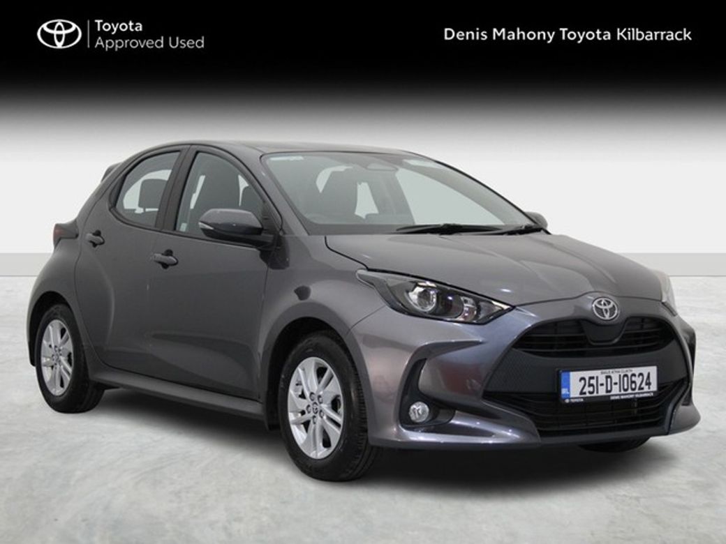 Image for 2025 Toyota Yaris Yaris Hybrid 115 Luna