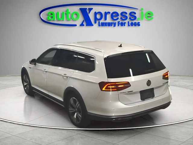 Image for 2020 Volkswagen Passat ALLTRACK TDI 4MOTION ADVANCE Automatic