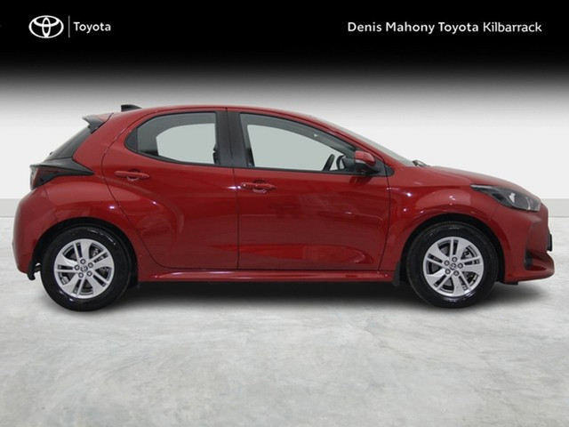 Image for 2027 Toyota Yaris Hybrid Luna