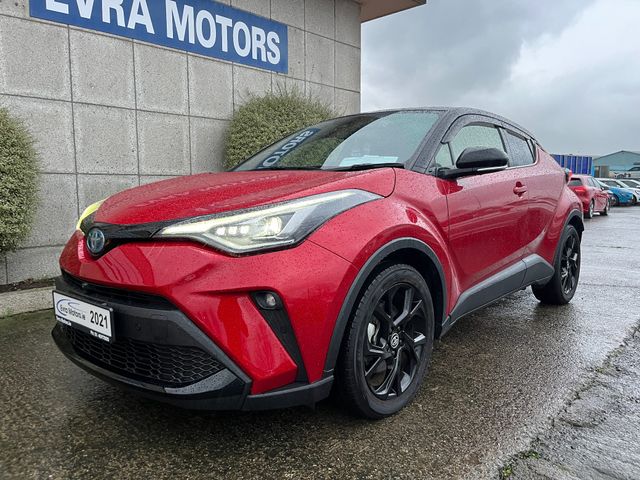 Image for 2021 Toyota C-HR SOL HYBRID AUTOMATIC 1.8 PETROL //HIGH SPEC//LOW MILES//HALF LEATHER HEATED SEATS//360 PARKING CAMERAS//ADAPTIVE CRUISE CONTROL//KEYLESS ENTRY//