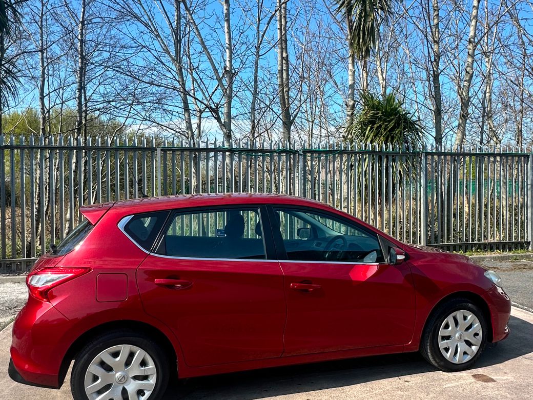 Image for 2015 Nissan Pulsar 1.2 PET XE 4DR
