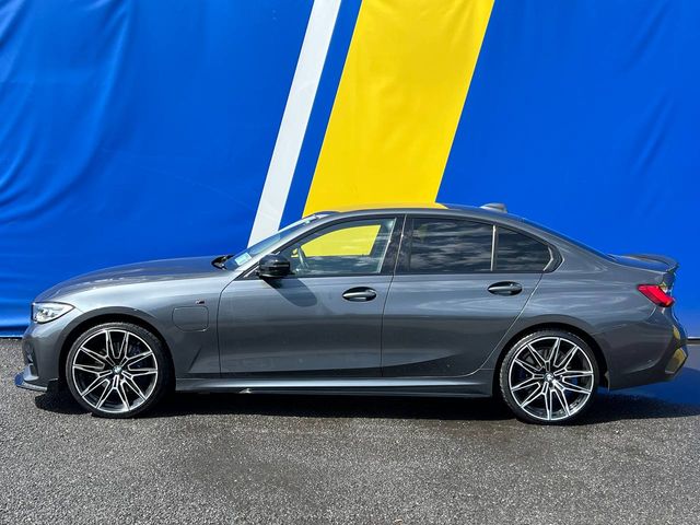 Image for 2019 BMW 3 Series 330e M-SPORT COMPETITION PACK 2.0 HYBRID // SERVICE HISTORY // 20" M3 COMPETITION ALLOYS // APPLE CARPLAY/ANDROID AUTO