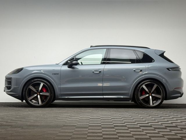 Image for 2026 Porsche Cayenne S BLACK EDITION V6 E-HYBRID