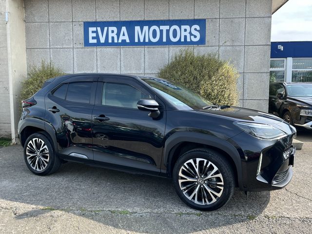 Image for 2022 Toyota Yaris Cross Z HYBRID AUTOMATIC 1.5 PETROL //LOW MILES//HIGH SPEC//HALF LEATHER HEATED SEATS//360 PARKING CAMERAS//KEYLESS ENTRY//ADAPTIVE CRUISE CONTROL//