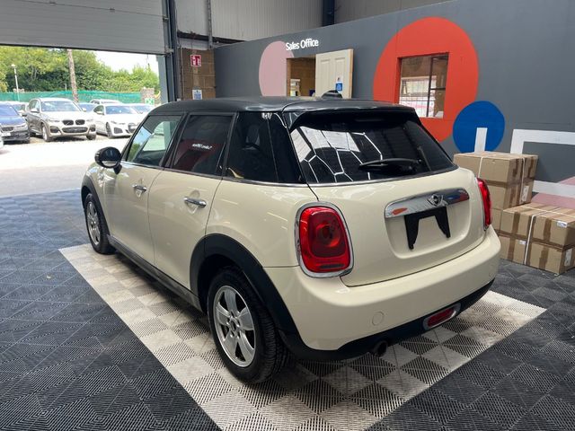Image for 2016 Mini Cooper 2016 MINI COOPER 1.2 AUTOMATIC / CRUISE CONTROL / PARKING CAMERA AND MORE