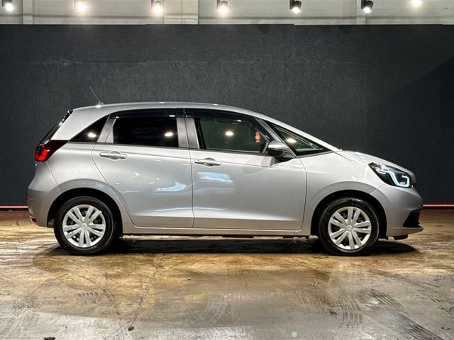 Image for 2024 Honda Fit VERY LOW MILEAGE - E-HEV - REVERSE CAMERA - PARKING SENSORS - ANDROID AUTO / APPLE CARPLAY