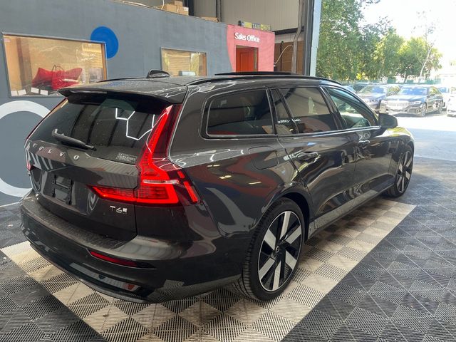 Image for 2025 Volvo V60 2025 VOLVO V60 4WD ULTRA T6 AWD PLUG-IN HYBRID AUTOMATIC/ CRUISE CONTROL / 360 CAMERA / ELECTRIC MEMORY & HEATED SEATS / HEATED STEERING WHEEL / APPLE CARPLAY / PANORAMIC SUNROOF / ELTRIC SEAT & MORE
