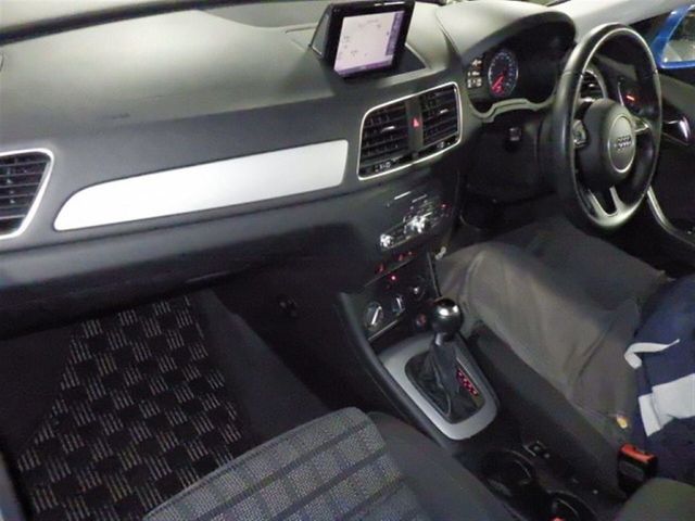 Image for 2016 Audi Q3 1.4 TFSI SPORT AUTOMATIC - FACTORY ALLOYS - XENON HEADLIGHTS - REAR CAMERA