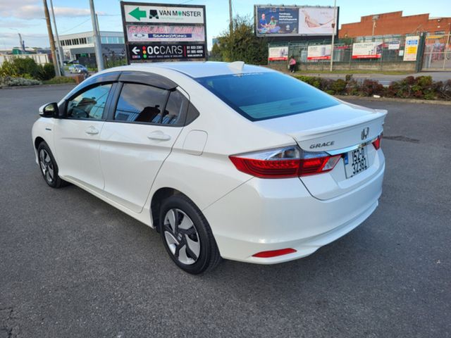 Image for 2015 Honda Grace 