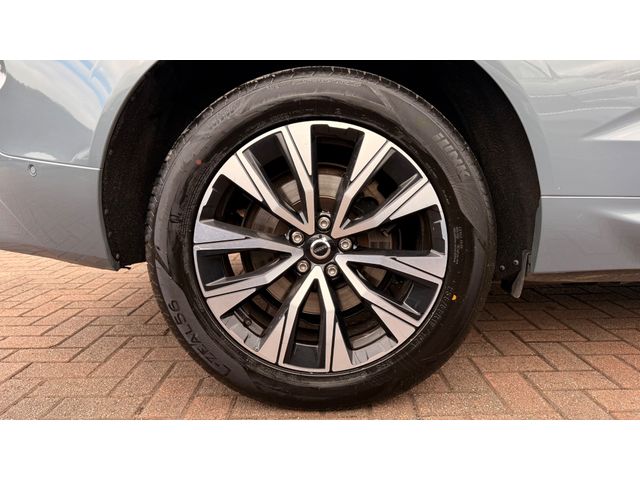 Image for 2023 Volvo XC60 B4 Plus Dark 5DR Auto