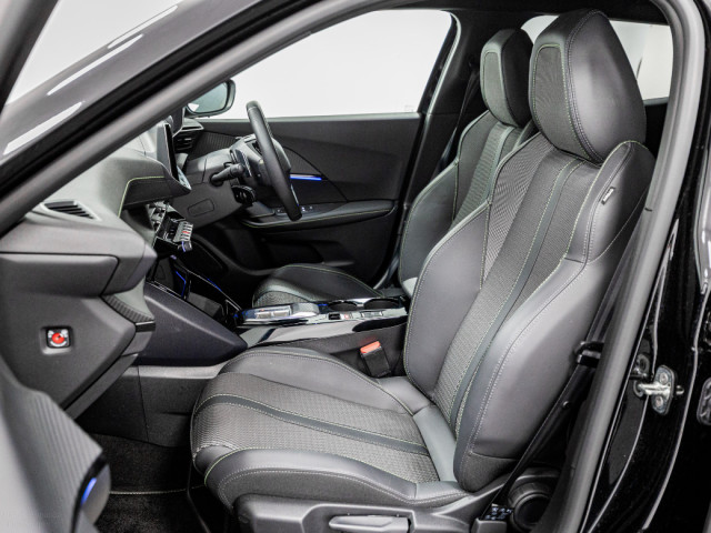 Image for 2025 Peugeot 2008 GT Hybrid Auto 145HP
