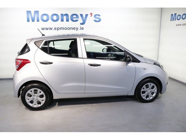 Image for 2015 Hyundai i10 CLASSIC 1.0L PETROL HATCHBACK
