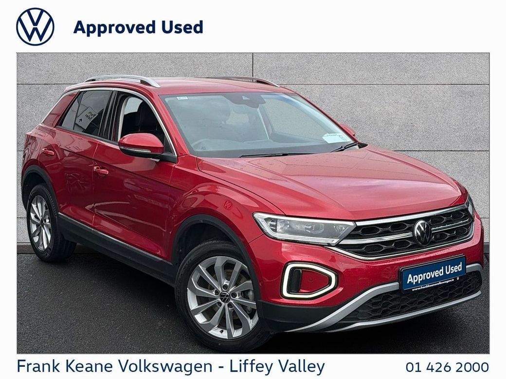 Image for 2022 Volkswagen T-Roc STYLE 2.0 TDI 116HP *KINGS RED* *ONE OWNER* *JOHANNESBURG ALLOYS* *REAR VIEW CAMERA* *ART VELOUR SEATS* *PCP AVAILABLE*