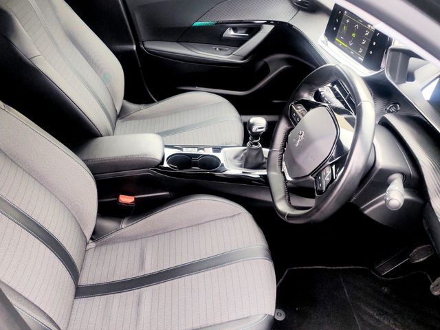 Image for 2021 Peugeot 2008 1.5 BlueHDI 110bhp Allure