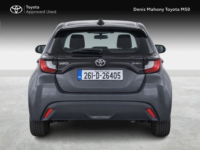 Image for 2026 Toyota Yaris Hev Luna