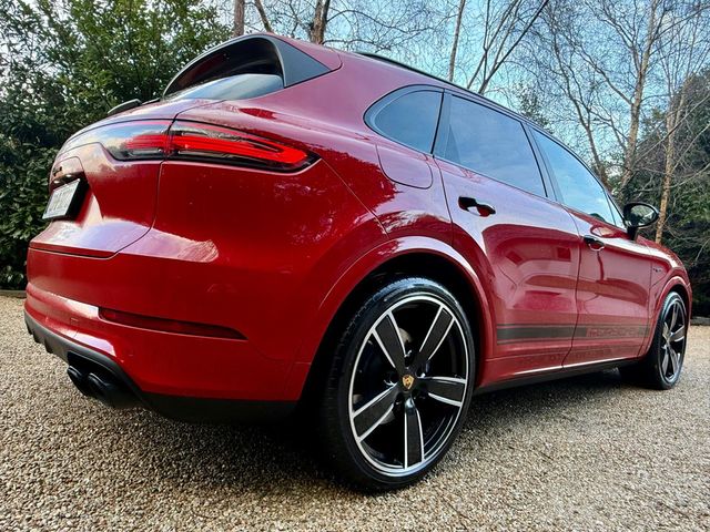 Image for 2022 Porsche Cayenne 5 SEAT N1 E HYBRID