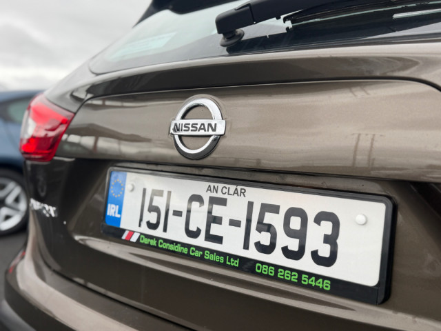 Image for 2015 Nissan Qashqai 1.2 PET SV 5DR