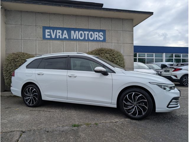 Image for 2023 Volkswagen Golf ESTATE ACTIVE ADVANCE AUTOMATIC 2.0 DIESEL //HIGH SPEC//HEATED SEATS AND STEERING WHEEL//REVERSE CAMERA//KEYLESS ENTRY//HEAD UP DISPLAY//ADAPTIVE CRUISE CONTROL//