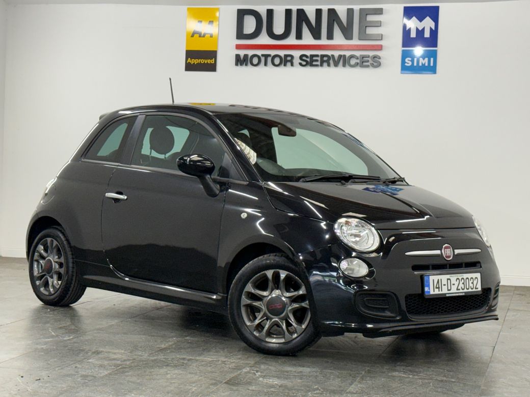 Image for 2014 Fiat 500 **SPORT MODEL **MULTI FUNCTION STEERING WHEEL **CITY DRIVE MODE **ELECTRIC WINDOWS **AUTO START STOP **HALF LEATHER HALF ALCANTARA BLACK SEATS **BLUETOOTH RADIO **VOICE CONTROL **FACTORY TINTS **HEADL
