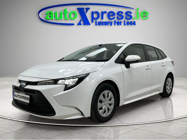 Image for 2023 Toyota Corolla 1.8 HYBRID X, Reversing camera, Automatic